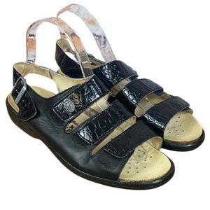 VOLKS WALKERS Black Leather Comfort Adjustable Lightweight Sandals Sz EU40